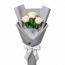 Букет 3 белые розы в Покровском Республика Дагестан