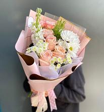 Букет цветов из:  Хризантемы и Розы в Покровском Республика Дагестан