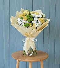 Букет цветов из:  Хризантемы и Розы в Покровском Республика Дагестан